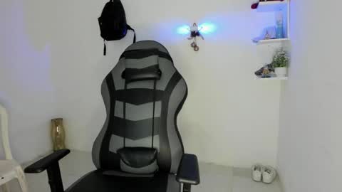 Alpha junior online show from 12-03-25, 01:42