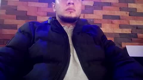 Snapshot of masterch6 chatting on 10-24-25, 11:28 masterch6 online show from 10-24-25, 11:28