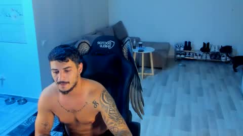 masterchris12 online show from 10-28-25, 09:50