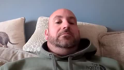 Snapshot of masterclass69er chatting on 10-11-25, 12:58 Bob online show from 10-11-25, 12:58