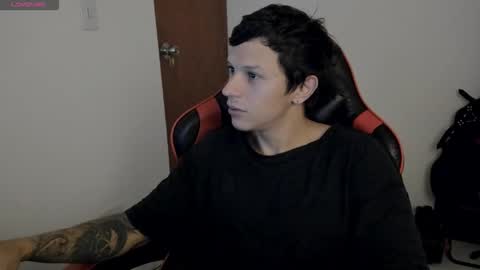 Snapshot of masterdave7 chatting on 10-12-25, 10:47 Dave online show from 10-12-25, 10:47