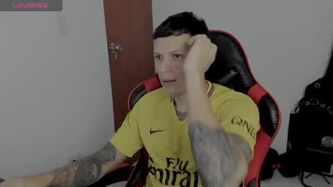 Snapshot of masterdave7 chatting on 11-16-25, 11:16 Dave online show from 11-16-25, 11:16