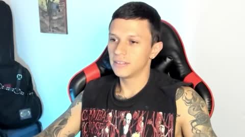 Snapshot of masterdave7 chatting on 02-18-26, 05:42 Dave online show from 02-18-26, 05:42