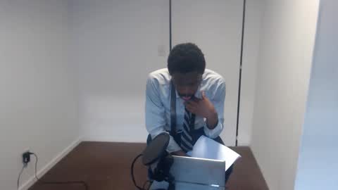 Snapshot of masterdomfuck chatting on 02-01-25, 10:02 Masterdomfuck online show from 02-01-25, 10:02