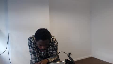 Snapshot of masterdomfuck chatting on 02-12-25, 08:18 Masterdomfuck online show from 02-12-25, 08:18