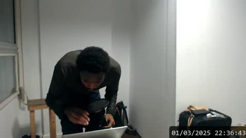 Snapshot of masterdomfuck chatting on 03-02-25, 01:36 Masterdomfuck online show from 03-02-25, 01:36