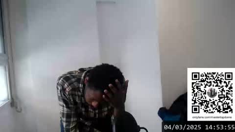 Snapshot of masterdomfuck chatting on 03-04-25, 06:07 Masterdomfuck online show from 03-04-25, 06:07