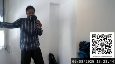 Snapshot of masterdomfuck chatting on 03-09-25, 04:22 Masterdomfuck online show from 03-09-25, 04:22