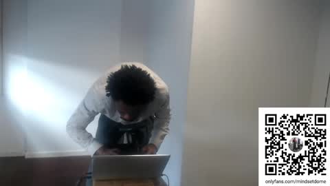 Snapshot of masterdomfuck chatting on 09-08-25, 07:02 Masterdomfuck online show from 09-08-25, 07:02