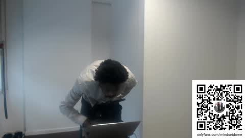 Snapshot of masterdomfuck chatting on 09-15-25, 12:38 Masterdomfuck online show from 09-15-25, 12:38