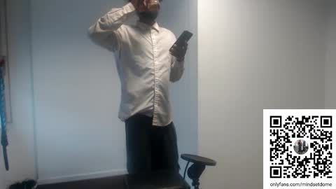 Snapshot of masterdomfuck chatting on 09-18-25, 12:18 Masterdomfuck online show from 09-18-25, 12:18