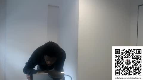 Snapshot of masterdomfuck chatting on 09-25-25, 12:31 Masterdomfuck online show from 09-25-25, 12:31