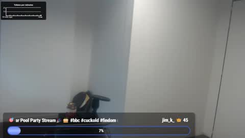 Snapshot of masterdomfuck chatting on 09-27-25, 11:37 Masterdomfuck online show from 09-27-25, 11:37