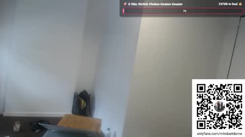 Snapshot of masterdomfuck chatting on 10-05-25, 04:38 Masterdomfuck online show from 10-05-25, 04:38