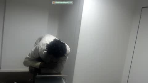 Snapshot of masterdomfuck chatting on 10-13-25, 12:21 Masterdomfuck online show from 10-13-25, 12:21