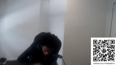 Snapshot of masterdomfuck chatting on 10-29-25, 04:09 Masterdomfuck online show from 10-29-25, 04:09