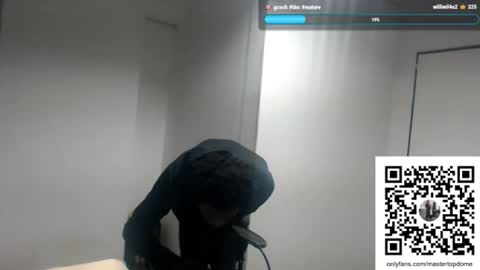 Snapshot of masterdomfuck chatting on 11-23-25, 08:03 Masterdomfuck online show from 11-23-25, 08:03