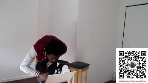 Snapshot of masterdomfuck chatting on 11-28-25, 11:46 Masterdomfuck online show from 11-28-25, 11:46