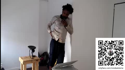 Snapshot of masterdomfuck chatting on 12-13-25, 07:53 Masterdomfuck online show from 12-13-25, 07:53