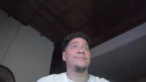 Snapshot of masterjuanc chatting on 06-14-26, 12:30 Juan Independent Model online show from 06-14-26, 12:30