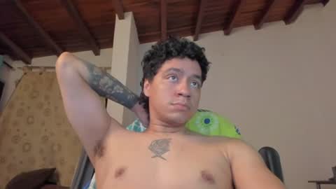 Snapshot of masterjuanc chatting on 07-30-26, 02:32 Juan Independent Model online show from 07-30-26, 02:32