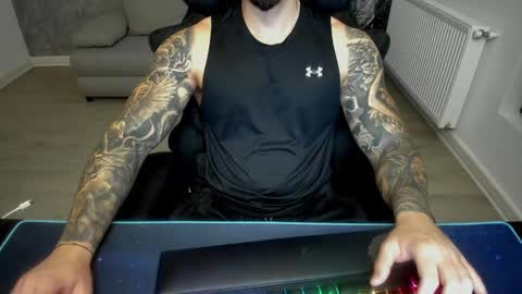 Snapshot of masterkingmuscle chatting on 01-30-25, 09:36 masterkingmuscle online show from 01-30-25, 09:36