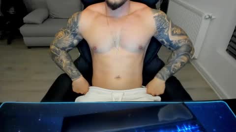 Snapshot of masterkingmuscle chatting on 03-07-25, 08:55 masterkingmuscle online show from 03-07-25, 08:55