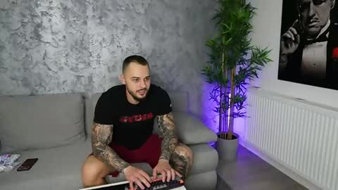 masterkingmuscle online show from 02-16-26, 08:38