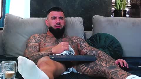 masterkingofmuscle online show from 01-13-25, 09:19