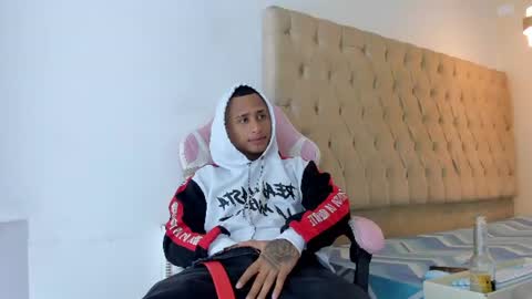 mastermorenohot23 online show from 07-05-26, 04:19
