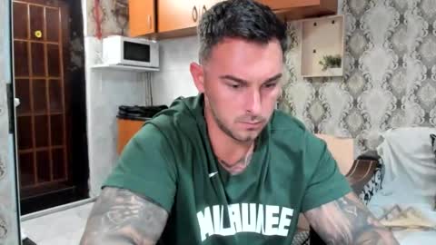 Jon online show from 09-11-25, 07:47