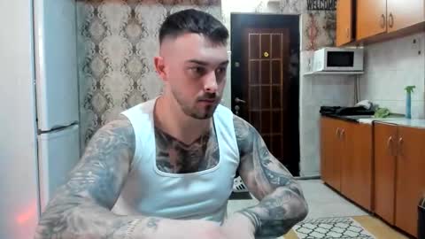 Snapshot of mastermusclejon chatting on 03-10-26, 09:09 Jon online show from 03-10-26, 09:09