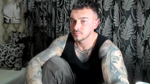 Snapshot of mastermusclejon chatting on 03-12-26, 09:10 Jon online show from 03-12-26, 09:10