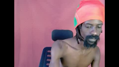 Snapshot of masterr_bate chatting on 10-14-25, 07:09 Marl online show from 10-14-25, 07:09