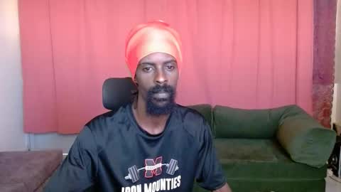 Snapshot of masterr_bate chatting on 02-26-26, 08:13 Marl online show from 02-26-26, 08:13