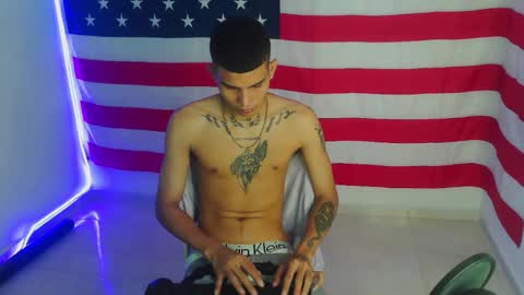 Snapshot of masters_latins chatting on 11-30-25, 04:44 masters_latins online show from 11-30-25, 04:44