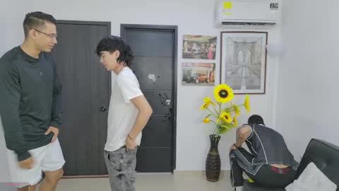Snapshot of masters_sexx chatting on 05-14-26, 11:17 Team Cris Darwin- Fernando- Stiven- David online show from 05-14-26, 11:17