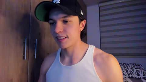 Snapshot of mastrangelo_x chatting on 10-01-25, 05:02 mastrangelo_x online show from 10-01-25, 05:02