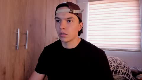 mastrangelo_x online show from 11-22-25, 08:08