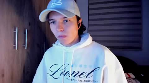 mastrangelo_x online show from 07-23-26, 04:21