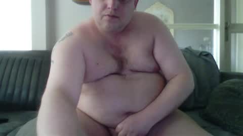 Snapshot of mastrubeertje1988 chatting on 10-20-25, 09:43 mastrubeertje1988 online show from 10-20-25, 09:43