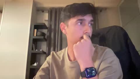 Aaron online show from 11-10-25, 06:18