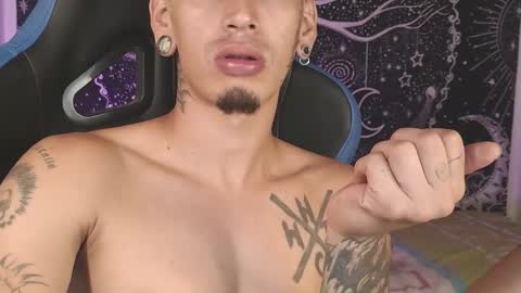 Mateo online show from 09-23-25, 04:04