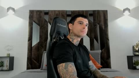 mateo_dilucajs1 online show from 11-30-25, 07:40