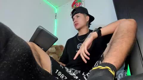 Snapshot of mateo_escobar chatting on 12-02-25, 02:50 mateo_escobar online show from 12-02-25, 02:50