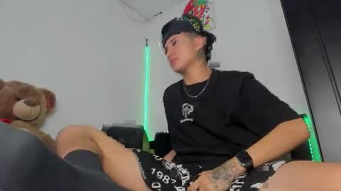 Snapshot of mateo_escobar chatting on 12-02-25, 08:59 mateo_escobar online show from 12-02-25, 08:59