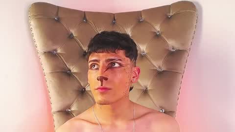 mateo mitchell online show from 10-27-25, 05:00