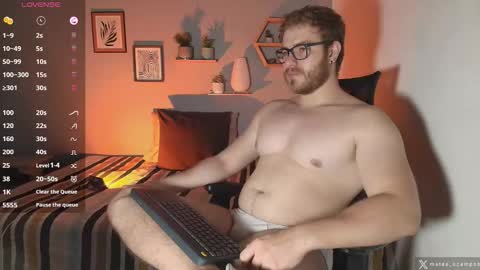 Mateo Ocampo online show from 11-23-25, 08:52