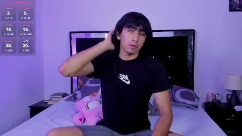 Mateo online show from 06-12-26, 02:43