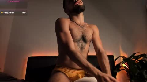 Snapshot of mateobaer_ chatting on 01-14-26, 03:34 Mateo Baer online show from 01-14-26, 03:34